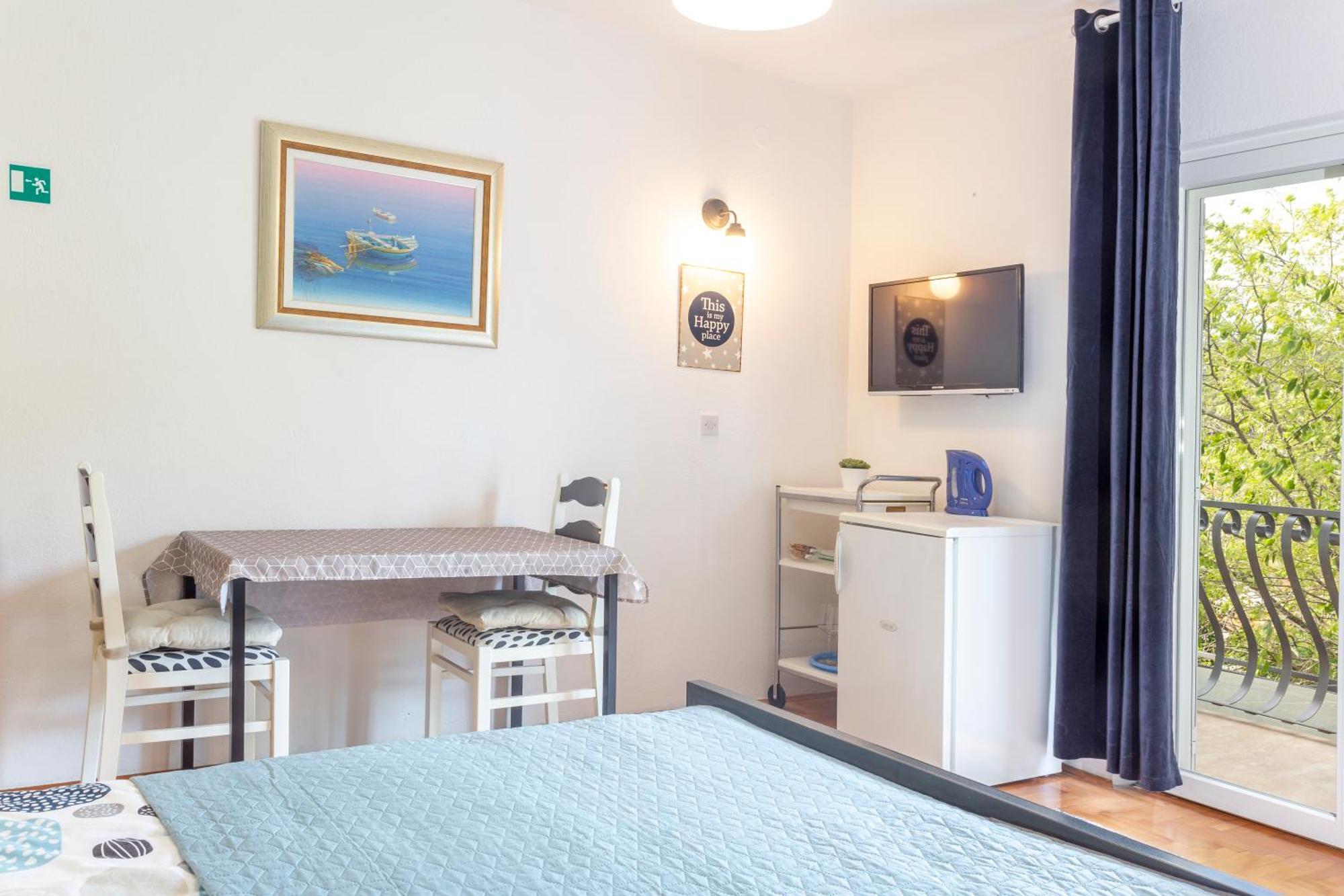 Mamma Mia Apartments-City Center Χβαρ Εξωτερικό φωτογραφία